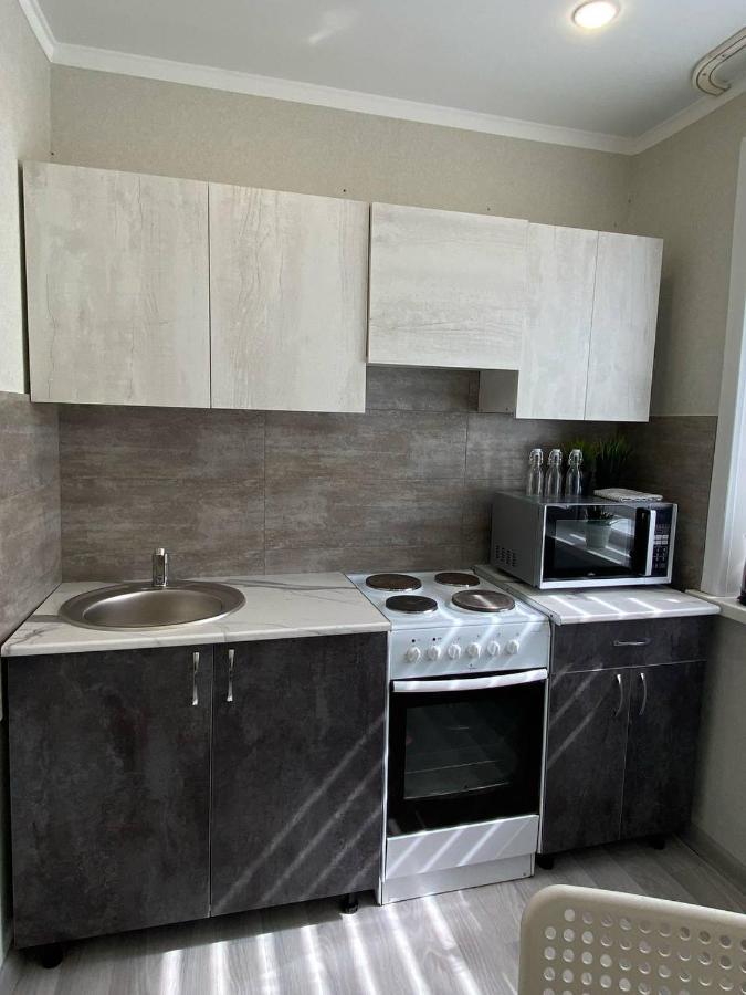 Seafront apartment Павлодар Екстериор снимка